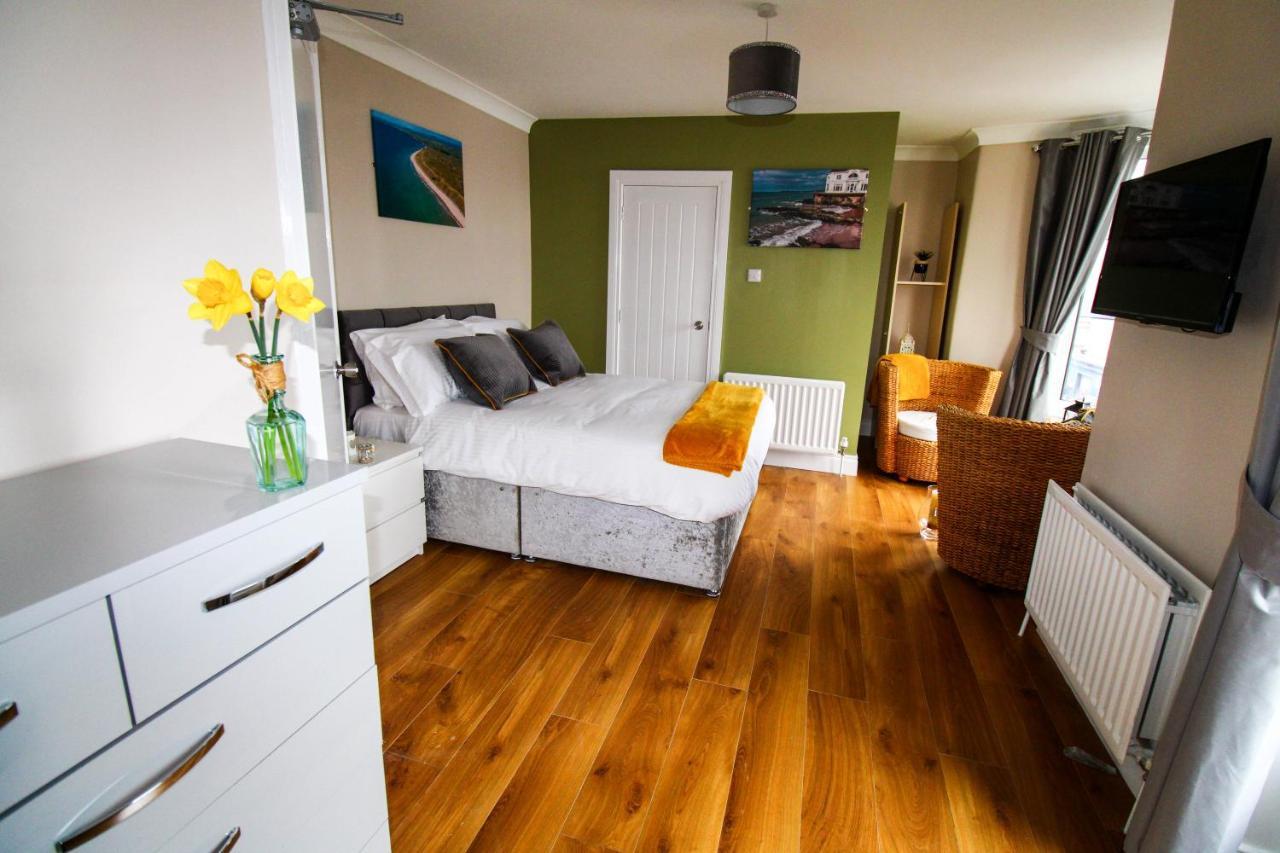 Beulah Guest House Portrush Esterno foto